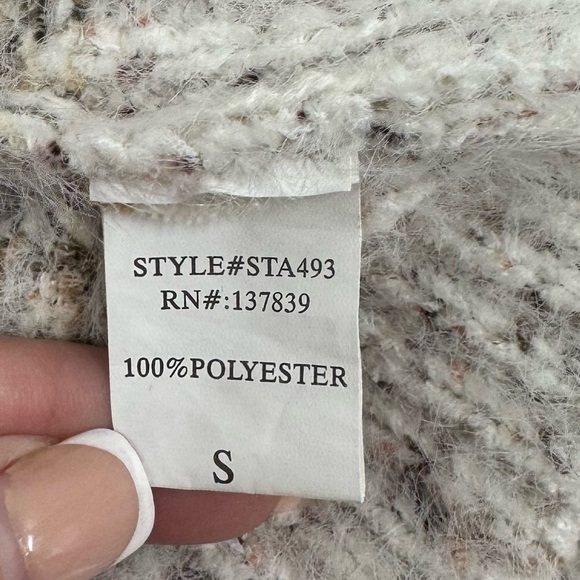 Debut Cropped Long Sleeve Sweater Size Small - Picture 4 of 9